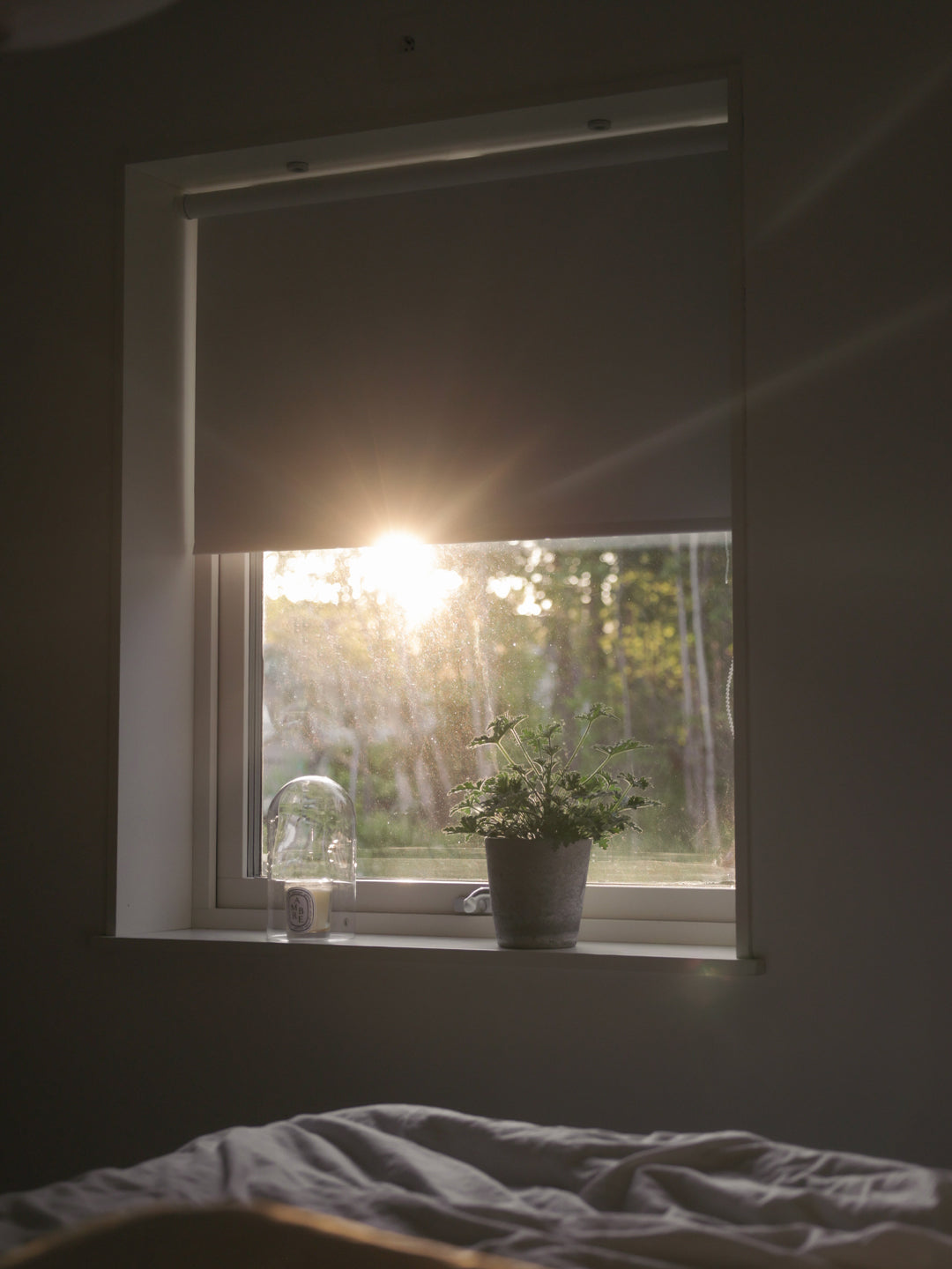 No-drill roller blind Tension 28 mm Stone, blackout