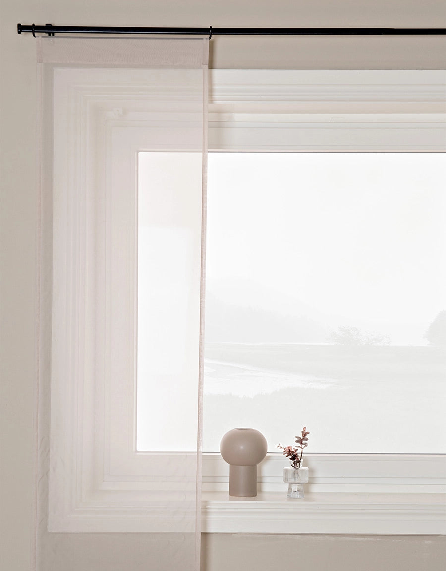 Beige transparent panelgardin